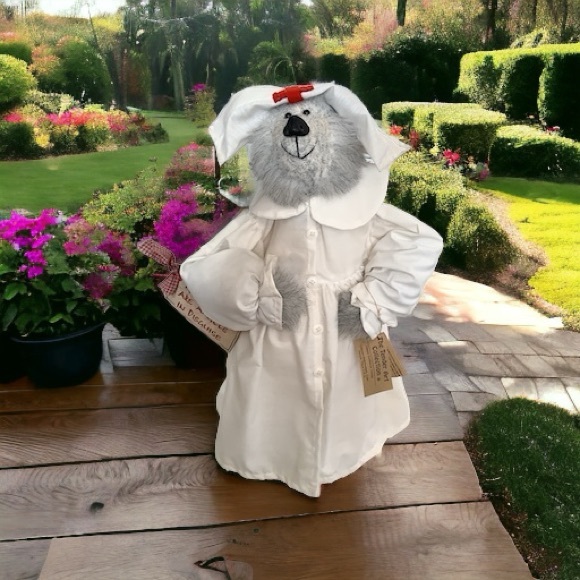 The Tender Art Collection Nurses Are Angels In Disguise Figurine 20” - Picture 1 of 13